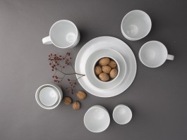 We love porcelain